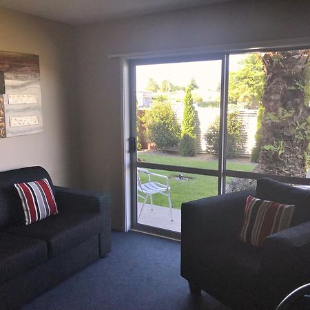 Phoenix Motels Temuka Εξωτερικό φωτογραφία