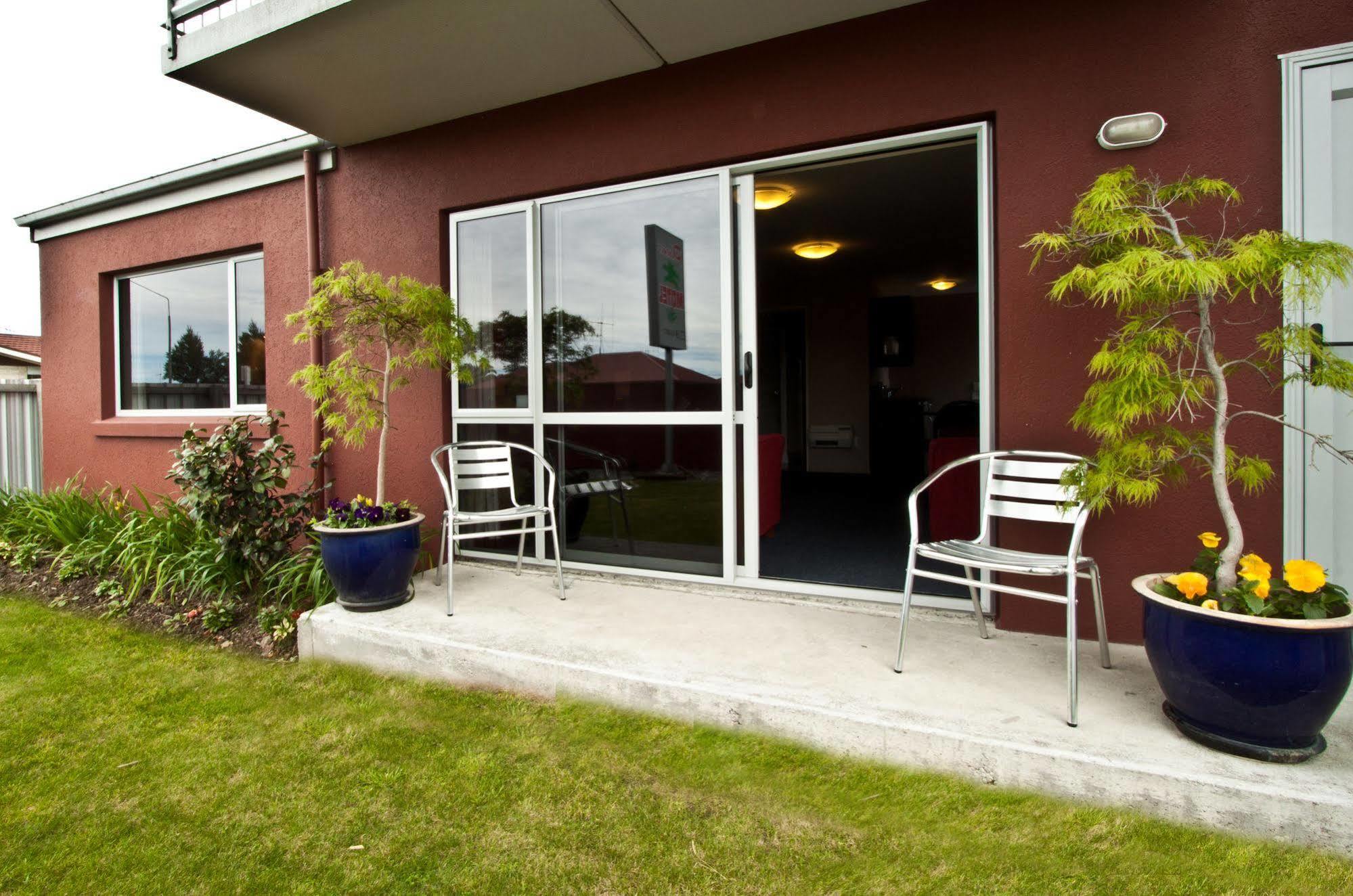 Phoenix Motels Temuka Εξωτερικό φωτογραφία